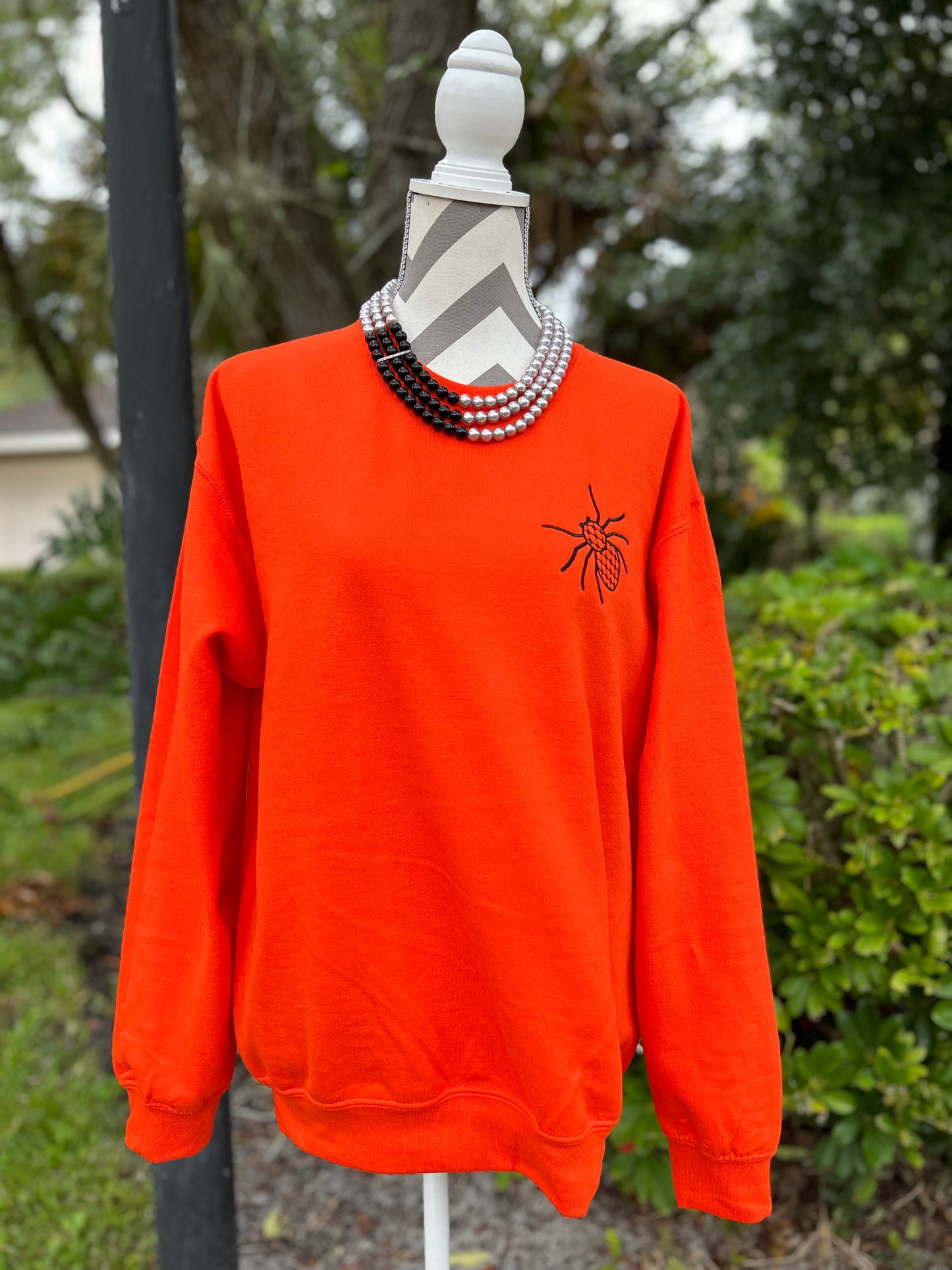 Chic Spider Sweatshirt